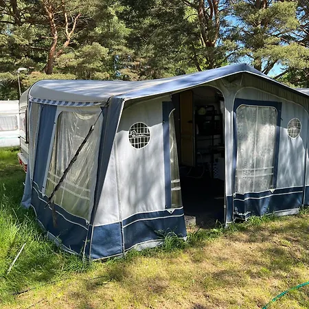 营地 Przyczepa Hobby 460 Z Przedsionkiem W Debkach *