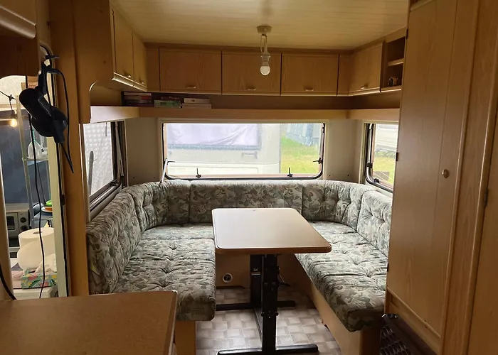 Przyczepa Hobby 460 Z Przedsionkiem W Debkach * Дембки